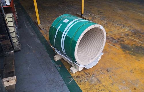 Últimas noticias de la empresa sobre El grueso 0.03m m de la tira fina 304 exporta por completo difícilmente a África por el aire