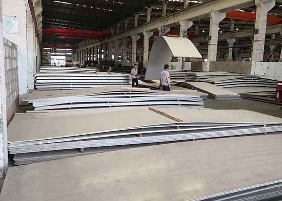 Un buen precio. Hoja de acero inoxidable laminada en caliente 430 del final de la rayita con la cubierta de la película del PE en línea