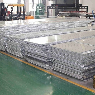Un buen precio. La placa de aluminio quitada las rebabas de la hoja califica 6061 2m m color plata en línea