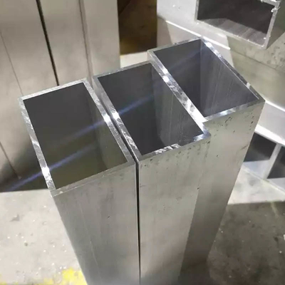 Un buen precio. Rectángulo de tubo de tubo redondo de aluminio sin costura 7075 Diámetro 10-200 mm en línea
