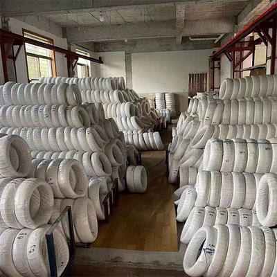 Un buen precio. el PVC de nylon anti de la cuerda de alambre de la rotación del acuerdo del acero inoxidable 7x19 cubrió 304/316 para levantar en línea