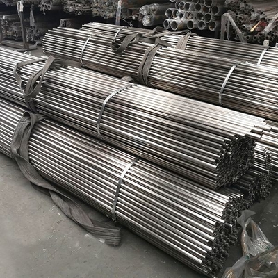 Un buen precio. Tubo de acero inoxidable soldado sin costura ASTM 304 A53 A36 Q235 6-630mm 0,3-30mm en línea