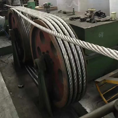 Un buen precio. Venta caliente de alambre de acero inoxidable de alta calidad AISI 201 en línea