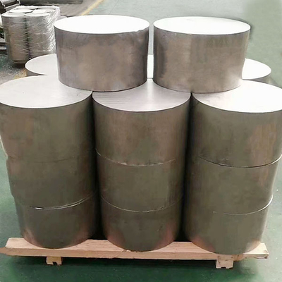 Un buen precio. Barras cuadradas fabricadas en fábrica A36 200 * 200 6mm 16mm de hierro de acero suave Barras cuadradas de acero en línea