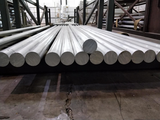 Un buen precio. Barras cuadradas fabricadas en fábrica A36 200*200 6 mm 16 mm de hierro de acero suave Barras cuadradas de acero suave A36 en línea