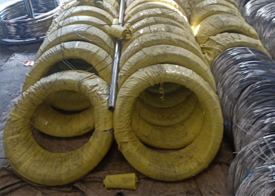 Un buen precio. Ss304 bobina del alambre de la primavera del material 0.1m m con el alto carbono en línea