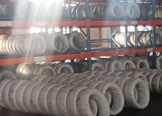 Un buen precio. 300 series bobina inoxidable del alambre de acero de 0.3m m a de 5m m para la cuerda de alambre en línea