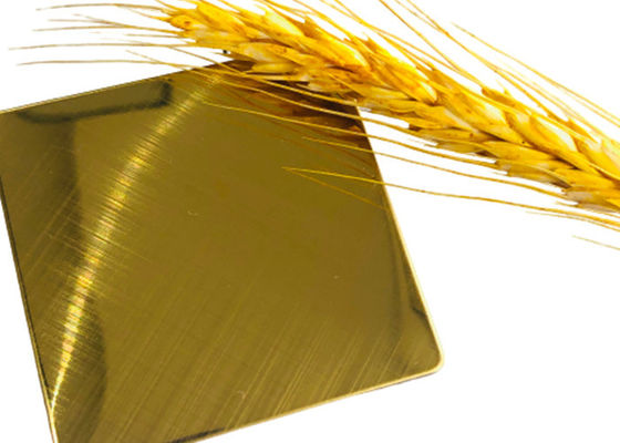 Un buen precio. rasguño a prueba de herrumbre de acero inoxidable revestido de la bobina del oro 304 de 1.5m m resistente en línea