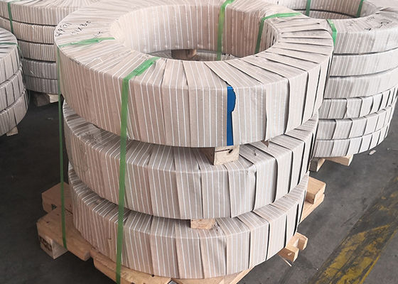 Un buen precio. Cinta de acero inoxidable laminada en caliente de la bobina de SS304/de SS304L/de SS316/de SS316L para el tubo de soldadura en línea