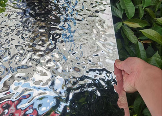 Un buen precio. El SGS 8K PVD grabado al agua fuerte decorativo plateó los paneles de pared de acero inoxidables en línea